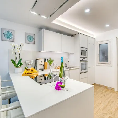Appartement In With Sea Views