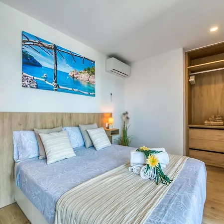 Daire In With Sea Views *